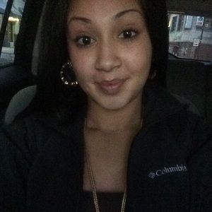 Meet your Posher, Angelica